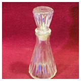 Vintage Glass Perfume Bottle (4 1/4' Tall) Vintage Glass Perfume Bottle (4 1/4' Tall)