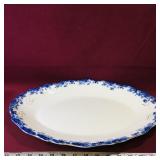 Large Vintage Ceramic Platter Dish (17' x 12') Large Vintage Ceramic Platter Dish (17' x 12')