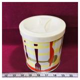 Vintage Fluffo Tin Kitchen Container (6' x 5 1/4') Vintage Fluffo Tin Kitchen Container (6' x 5 1/4')
