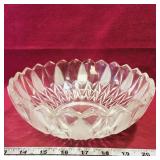 Vintage Glass Bowl (3 1/4' x 8 1/4') Vintage Glass Bowl (3 1/4' x 8 1/4')