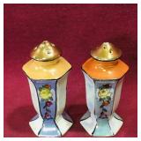 Vintage Japan Porcelain Salt & Pepper Shakers Vintage Japan Porcelain Salt & Pepper Shakers