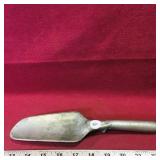 Vintage Pewter Scooper (10 1/2' Long) Vintage Pewter Scooper (10 1/2' Long)
