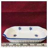 Vintage Ceramic Butter Dish (1 1/4' x 7 1/4' x 4') Vintage Ceramic Butter Dish (1 1/4' x 7 1/4' x 4')