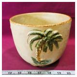 Vintage Pottery Flower Pot (5 1/4' x 6 1/4') Vintage Pottery Flower Pot (5 1/4' x 6 1/4')