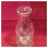 Vintage Glass Pint Milk Bottle (8' Tall) Vintage Glass Pint Milk Bottle (8' Tall)