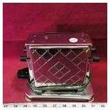 Vintage Metal Toastess Device Vintage Metal Toastess Device