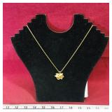 Vintage Ladies Necklace Vintage Ladies Necklace