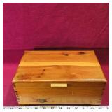 Vintage Wooden Jewelry / Item Box Vintage Wooden Jewelry / Item Box