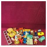 Lot Of Assorted Vintage Toys Lot Of Assorted Vintage Toys