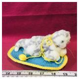 Vintage Decorative Fluffy Cat (3 1/2' x 7') Vintage Decorative Fluffy Cat (3 1/2' x 7')