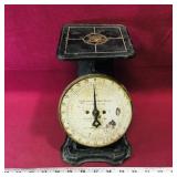 Antique Columbia Family Scale (8 1/2" x 9" x 6")