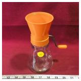 Vintage Nut Grinder (7 1/4" x 4")