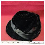 Ladies Hat (Vintage)