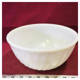 Anchor-Hocking Fire King Milk Glass Mixing Bowl