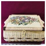 Sewing Basket (Vintage) (5 1/2" x 11" x 8")