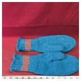 Pair Of Wool Mittens (Vintage) (Adult Size)