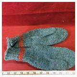 Pair Of Wool Mittens (Vintage) (Adult Size)