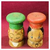 Pair Of Wooden Salt & Pepper Shakers (Vintage)