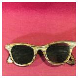Pair Of Ladies Sunglasses (Vintage)