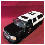 Jada Toys 2002 GMC Yukon Denault (1:18 Scale)