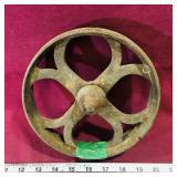 Iron Wagon Wheel (Antique) (7" x 7 1/4" x 1 1/2")