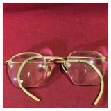 Pair Of Ladies Eyeglasses (Vintage)