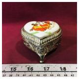 Footed Dresser Container (Vintage)