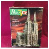 Wrebbit Cologne Catherdral 704-Piece Puzzle