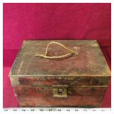 Metal Lockbox (Antique) (5 1/4" x 9 3/4" x 7")