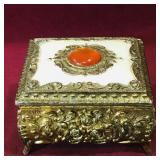 Small Dresser Jewelry Box (Vintage)
