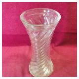 Large Glass Flower Vase (Vintage) (10" x 4 1/2")
