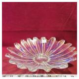 Large Carnival Glass Plate / Dish (2 1/2" x 11")