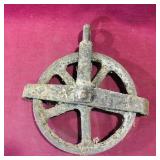 Iron Clothesline Pulley (Vintage) (6 1/2" x 6")