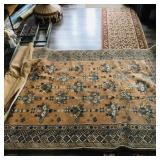 Large Living Room Carpet (Vintage)