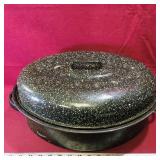 Large Enamelled Roasting Pan (Vintage)