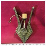 Metal Wall Mount Light Fixture (Vintage)