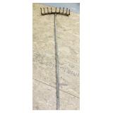 Foldable Rake (Antique)
