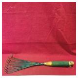 Hand Rake (Vintage) (16 1/2" Long)