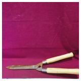 Hedge Trimming Shears (19 1/2" Long)