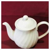 Innovation Ceramic Teapot (6 1/4" Tall)