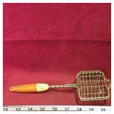 Small Kitchen Frying Implement (Vintage)