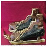 Pair Of Large Samson Ice Skates (Vintage)