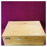 Small Wooden Crate (Vintage)
