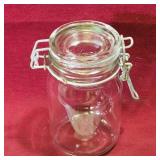 Small Mason Jar With Lid (4 1/2" Tall)