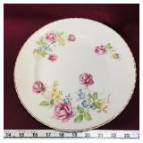 Sovereign Potters Earthenware Plate (Vintage)
