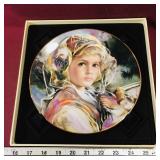 1983 Royal Doulton "Juliana" Decorative Plate