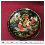 1990 Tianex Decorative Plate (7 3/4")