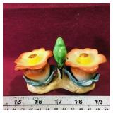 Flowers Salt & Pepper Shakers & Holder (Vintage)