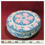 1983 Avon Canada Tin Container