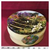 Tin Biscuit Container (Vintage)